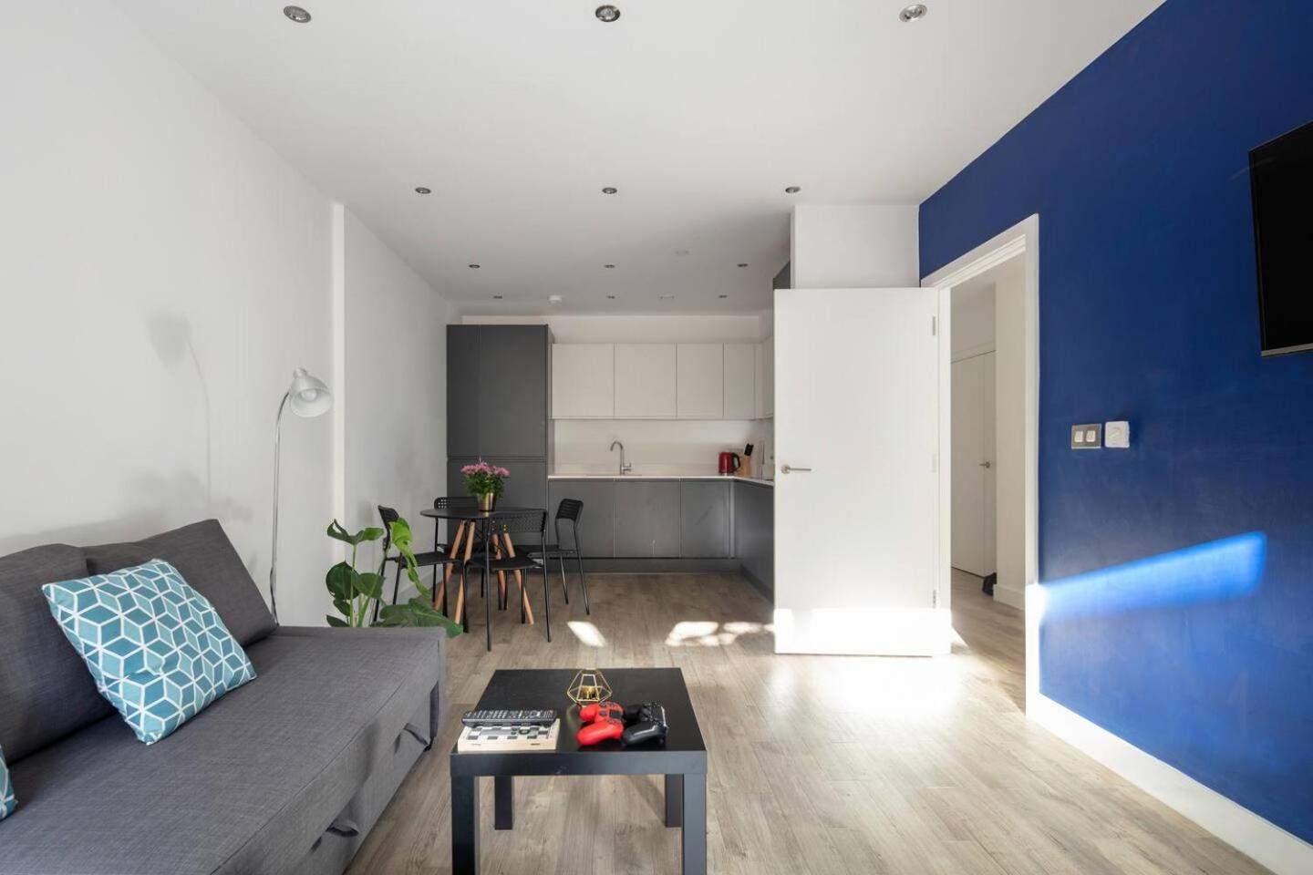 2 Mins Walk From Ucl Campus And London Stadium Apartment Exterior photo